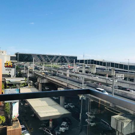 One Palm Tree Villas Across Naia-T3 Μανίλα Εξωτερικό φωτογραφία